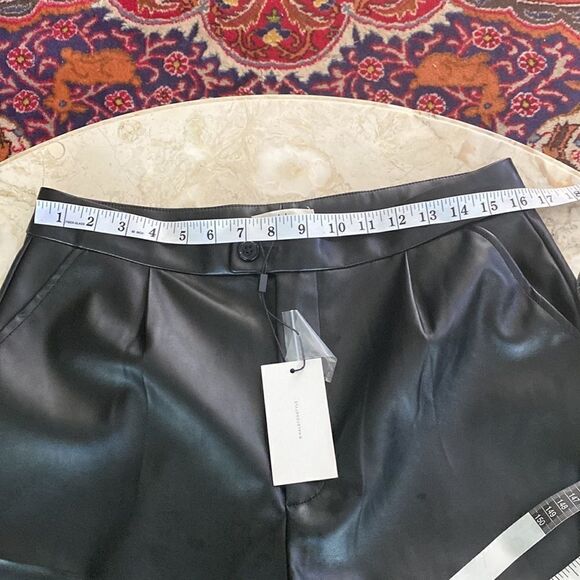 NWT Halston Faux Leather Retro Style High Waisted Pleated Trousers - Picture 13 of 16